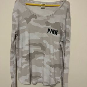 PINK long sleeve knit top. Smoke free home. Size Lg.